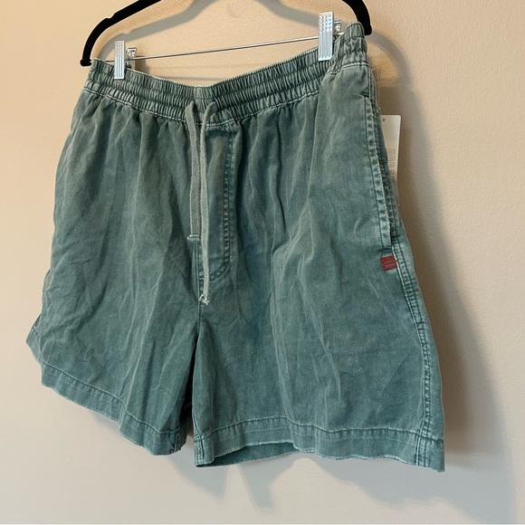 NWT Casual Green Drawstring Shorts - Picture 2 of 11
